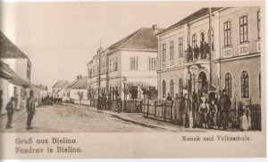 Prva fotografija Konaka i Komunalne skole oko 1890